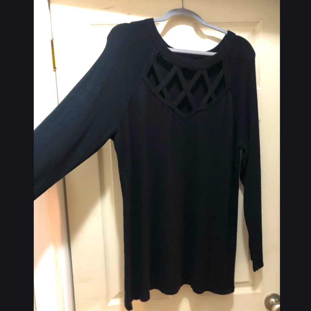 Torrid black crisscross sweater size 2